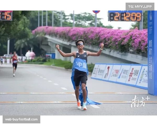 全运会跨境马拉松创历史 深港协同保障赛事顺利进行 全运会跨境马拉松创历史 深港协同保障赛事顺利进行